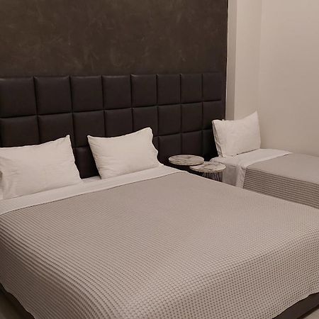 Lingos Hotel Флорина Екстериор снимка
