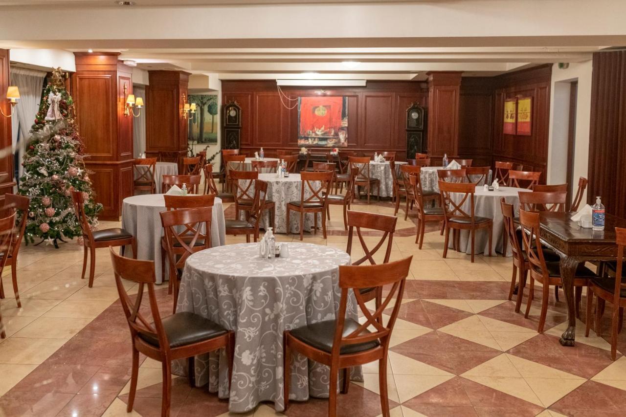 Lingos Hotel Флорина Екстериор снимка
