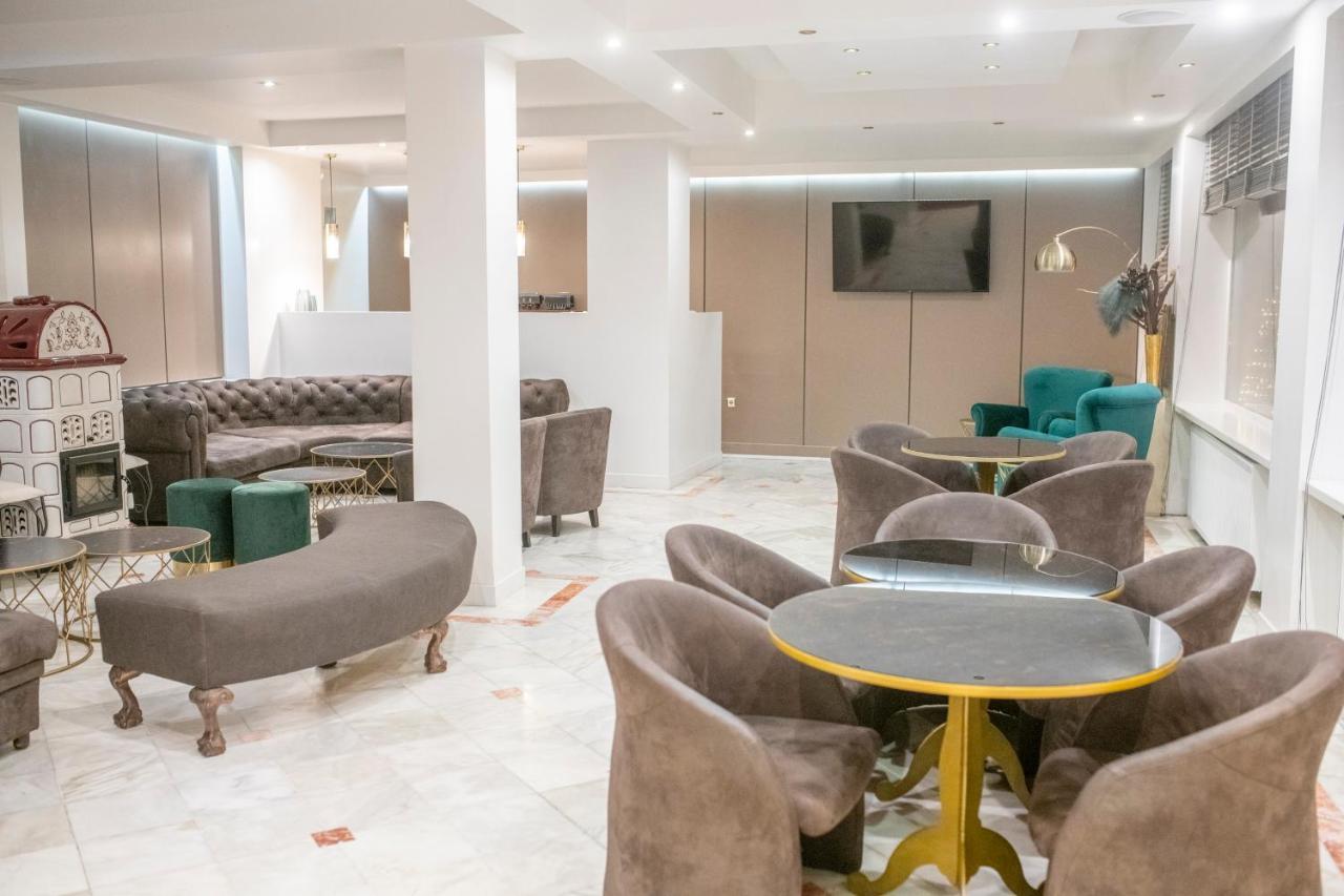 Lingos Hotel Флорина Екстериор снимка