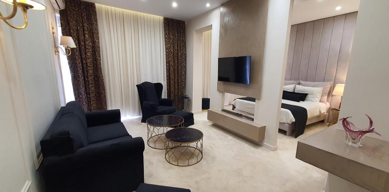 Lingos Hotel Флорина Екстериор снимка